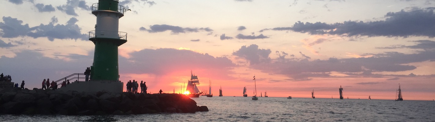 Der Leuchtturm von Warnemünde